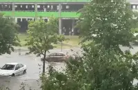 Моцны лівень у Мінску / скрыншот відэа