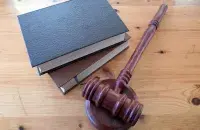 Міністэрства юстыцыі пазбавіла ліцэнзіі яшчэ пяцерых адвакатаў / pixabay.com

&nbsp;
