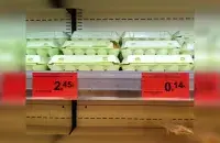 Вось так прадаюцца яйкі ў Маладзечне / kraj.by
