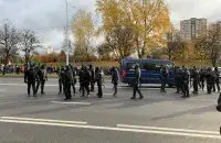 Сілавікі ў раёне Дзіцячай чыгункі 1 лістапада 2020 года / Еўрарадыё