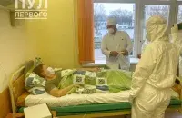 Лукашэнка падчас візіту ў 6-ю бальніцу Мінска / ТГ-канал "Пул Первого"