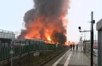 Гамбург,&nbsp; пажар на складзе / Ёнас Вальцберг / dpa
