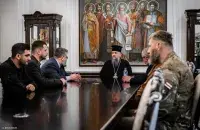 "Каліноўцы" на сустрэчы з мітрапалітам Епіфаніем / t.me/belwarriors

