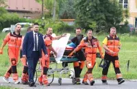 Цяжка параненага Роберта Фіца адвезлі ў бальніцу ў Банска-Быстрыцу

