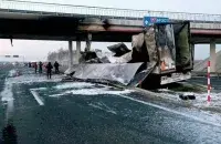 Фура пашкодзіла мост
