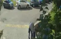 Мужчына скраў сумку з масажным сталом
