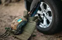 На фронце

