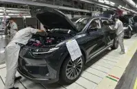 Гандлёвая вайна з-за электрамабіляў
