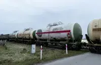 Грузавы цягнік з цыстэрнамі, ілюстрацыйнае фота
