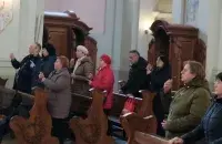 Імша на мове жэстаў
