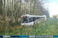 Аўтобус у кювеце
