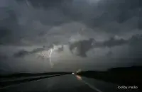 Летняя навальніца
