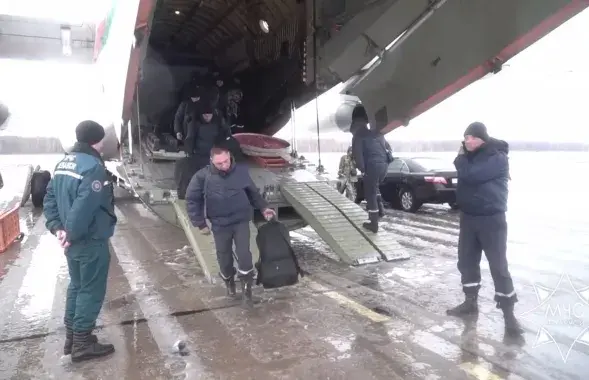 Отряд специального назначения "ЗУБР" возвращается домой / t.me/mchs112by/3709
