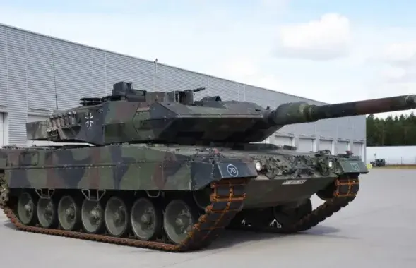 Нямецкі танк Leopard 2A5 Tank-Masters.de
