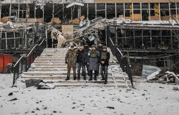 Шчыгельскі, Пазняк і Усаў у Бахмуце з байцамі палка Каліноўскага / t.me/belwarriors
