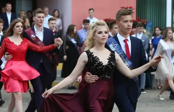 Выпускнікі, ілюстрацыйнае фота
