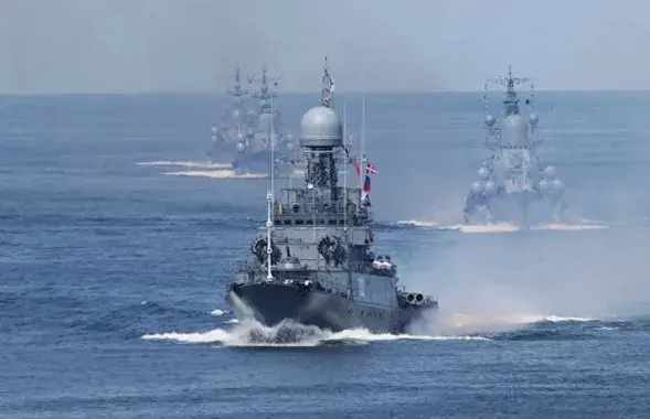 Расійскія караблі ў Азоўскім моры / Военное обозрение
