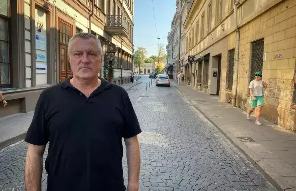 Леанід Судаленка, праваабаронца

