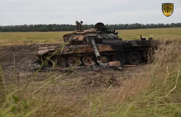 Сожженный в Украине российский танк / https://www.facebook.com/GeneralStaff.ua
