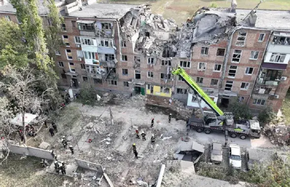 Разрушенный российскими ракетами дом в Николаеве / https://www.facebook.com/MNS.GOV.UA
