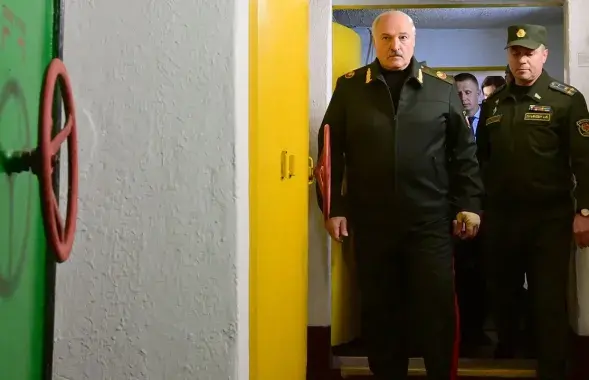 В понедельник Александр Лукашенко встречался с военными в бункере / president.gov.by
