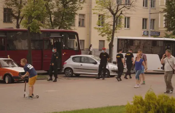 ОМОН проводит "зачистку" в Могилёве / svaboda.org