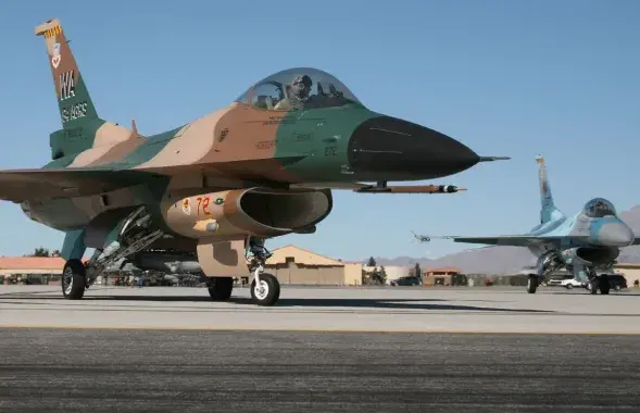 Истребители F-16 /&nbsp;pinterest.com
