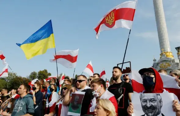 Беларусы падтрымліваюць барацьбу ўкраінцаў супраць расійскіх акупантаў / https://twitter.com/Tsihanouskaya
