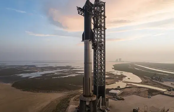 Возникли проблемы с клапаном давления, который "замерз"&nbsp;/ twitter.com/SpaceX

