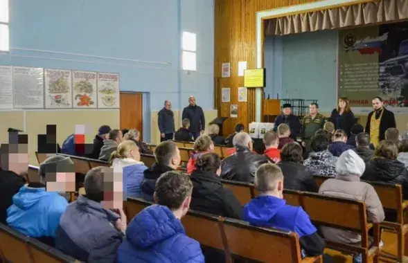 Так у Коркіне ў канцы верасня праважалі мабілізаваных / gpkorkino.ru
