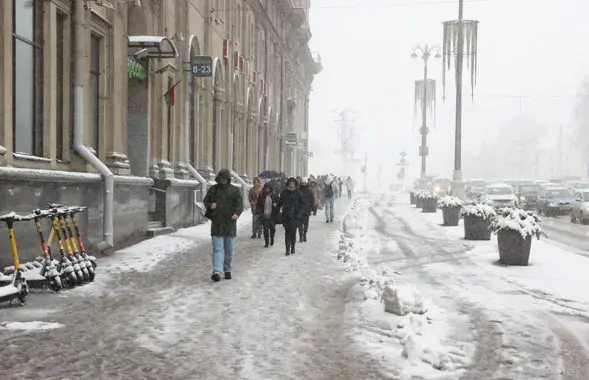 Снег в Минске, 28 марта / БЕЛТА

