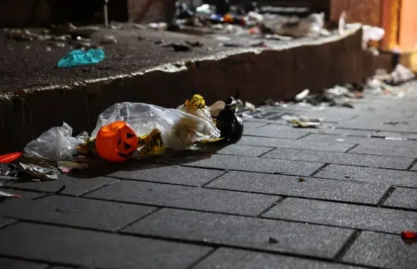 Место трагедии в столице Южной Кореи, где случилась давка на Хэллоуин / Reuters
