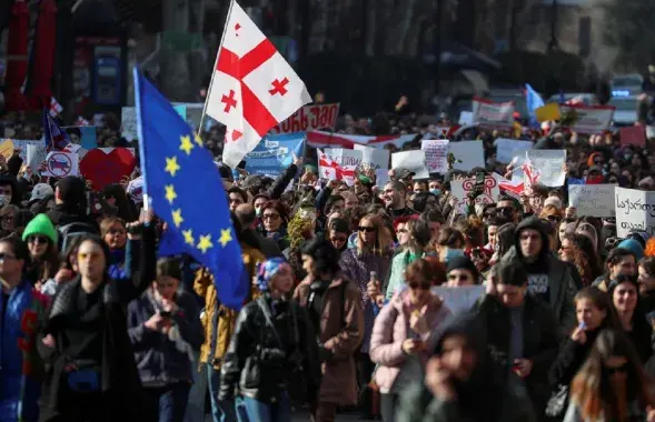 Пратэстоўцы ў Тбілісі / Reuters
