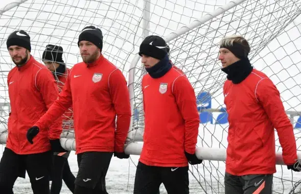 Игроки белорусского "Арсенала" / facebook.com/arsenaldzerzhinsk