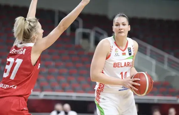 В атаке Анастасия Веремеенко / belarus.basketball
