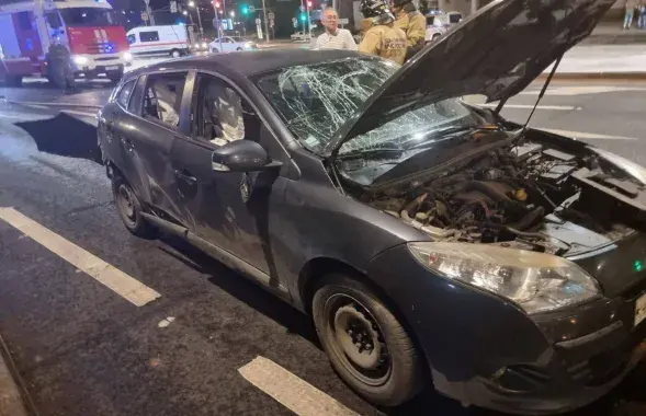 У Белгарадзе з беспілотніка на праезную частку скінулі выбуховую прыладу /@vvgladkov
