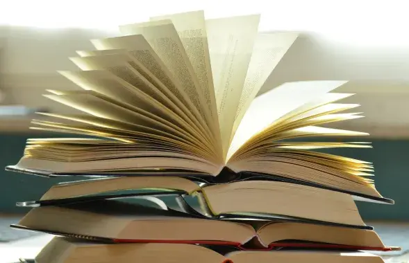 Украіна забараняе ўвоз кніг з Беларусі і Расіі / pexels.com
