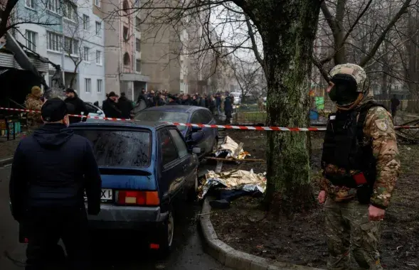 На месцы авіякатастрофы ў Браварах / Reuters
