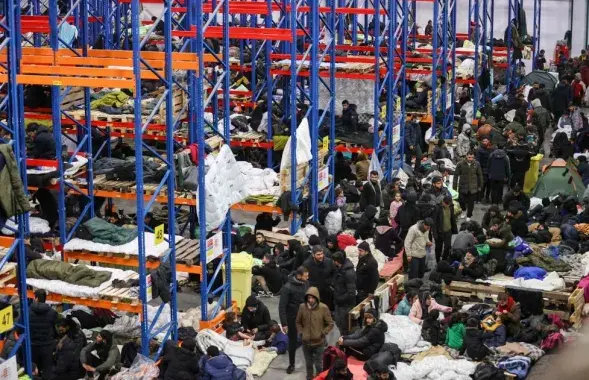 Мигрантский центр в "Брузгах"