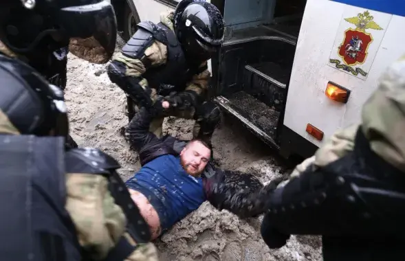 Паводзіны расійскіх сілавікоў на БТ лічаць "мяккім", а вось еўрапейскіх &mdash; не/ Медиазона