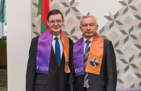 Міхаіл Дзегцярэнка з экс-рэктарам БДУ Сяргеем Абламейкам / фота з сацыяльных сетак