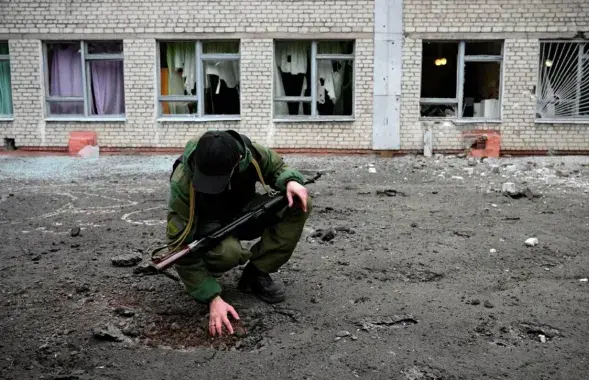 Боец "ДНР" в Горловке / ria.ru
