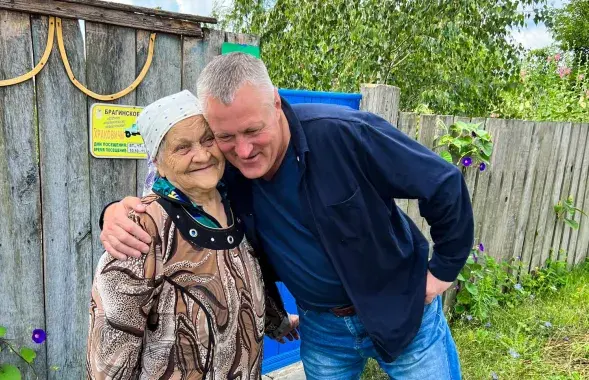 "Вось яно шчасце", — падпісаў ён гэты здымак.
