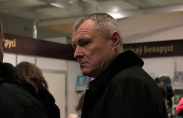 Belarus' Interior Minister Ihar Shunevich at a book exposition in Minsk in Macrh 2018, Euroradio image