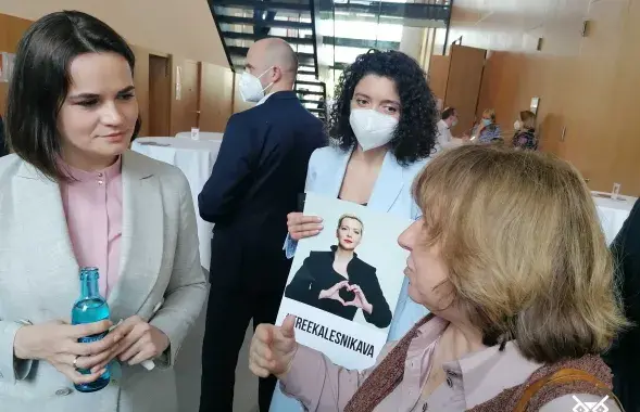 Светлана Тихановская и Светлана Алексиевич на "Berlinale" / Белсат​