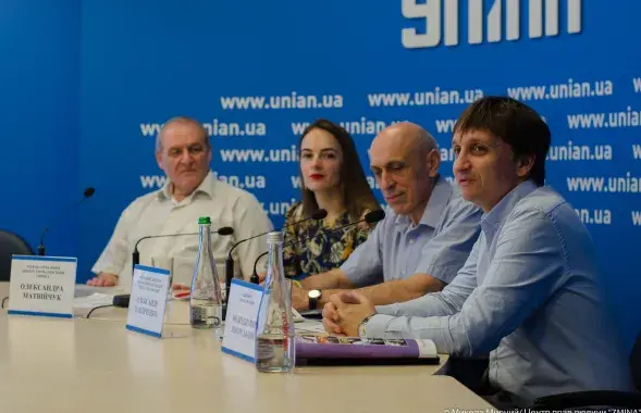 Владимир Яворский &mdash; крайний справа / Центр прав человека ZMINA​