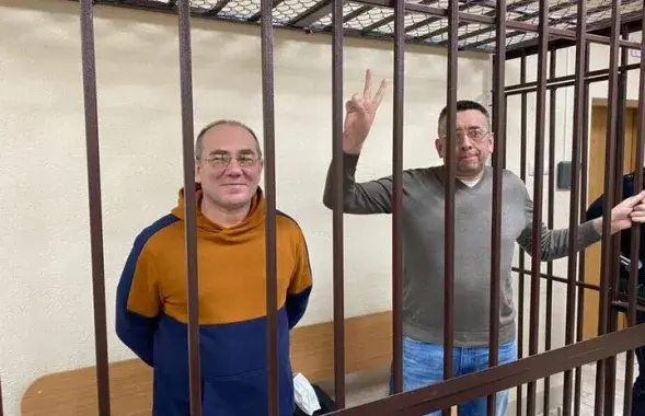 Александр Кабанов и Сергей Петрухин на суде / "Наша Ніва"​