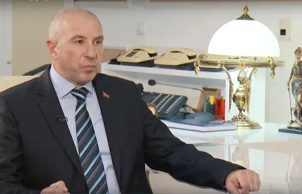 Юрый Караеў
