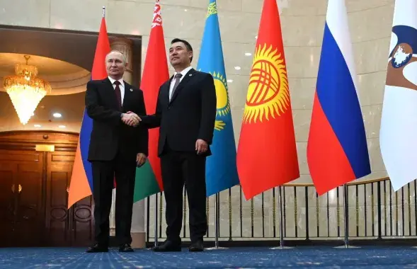 Президенты России и Кыргызстана Владимир Путин и Садыр Жапаров / Kremlin.ru
