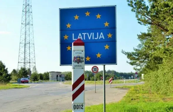 Латвийская граница​ /&nbsp;leesider.livejournal.com